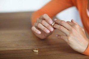 dissolution of marriage, Geneva family law attorney, remove wedding rings, wedding rings, infidelity, marital status